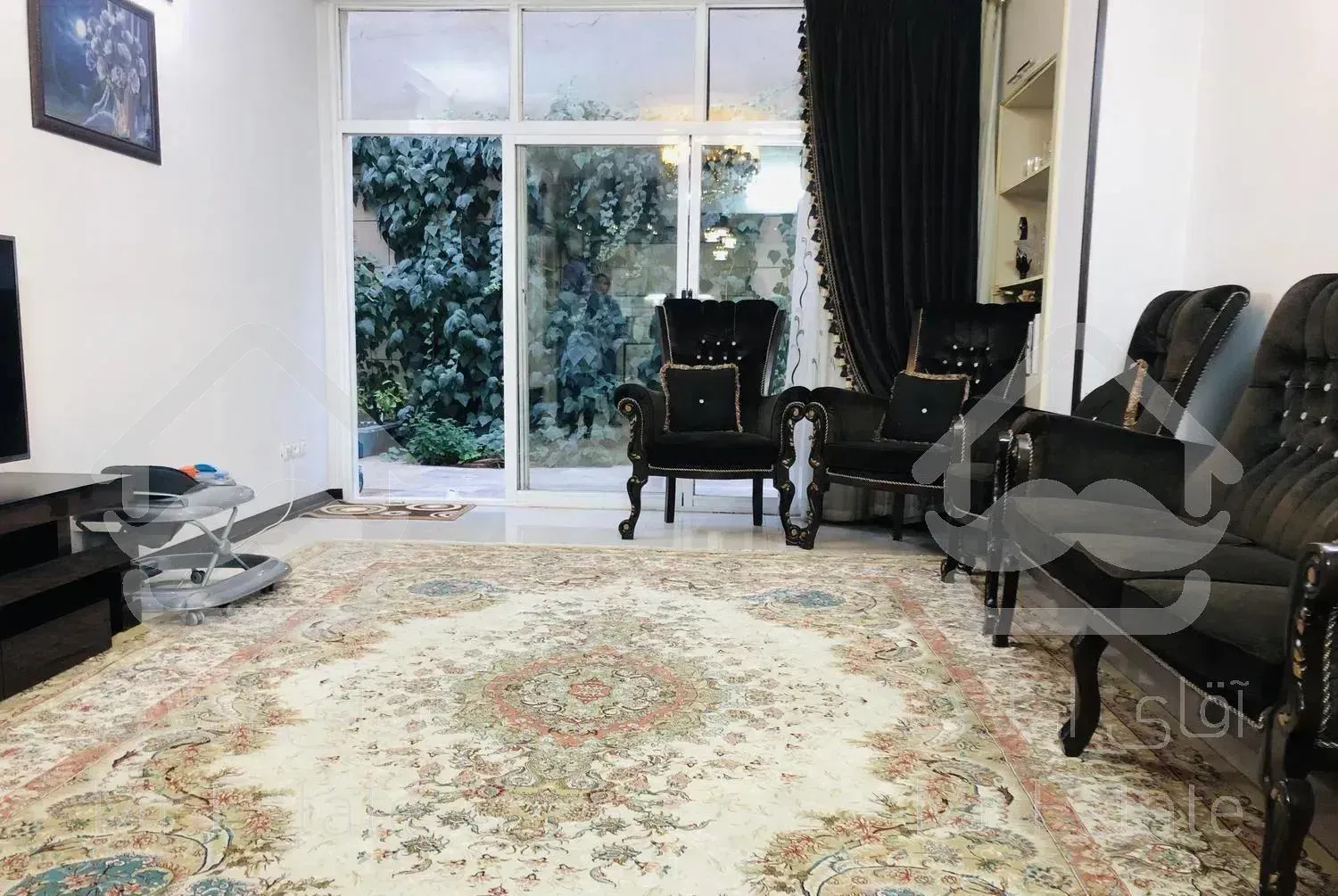 ٧٢ متر همکف با حیاط اختصاصی