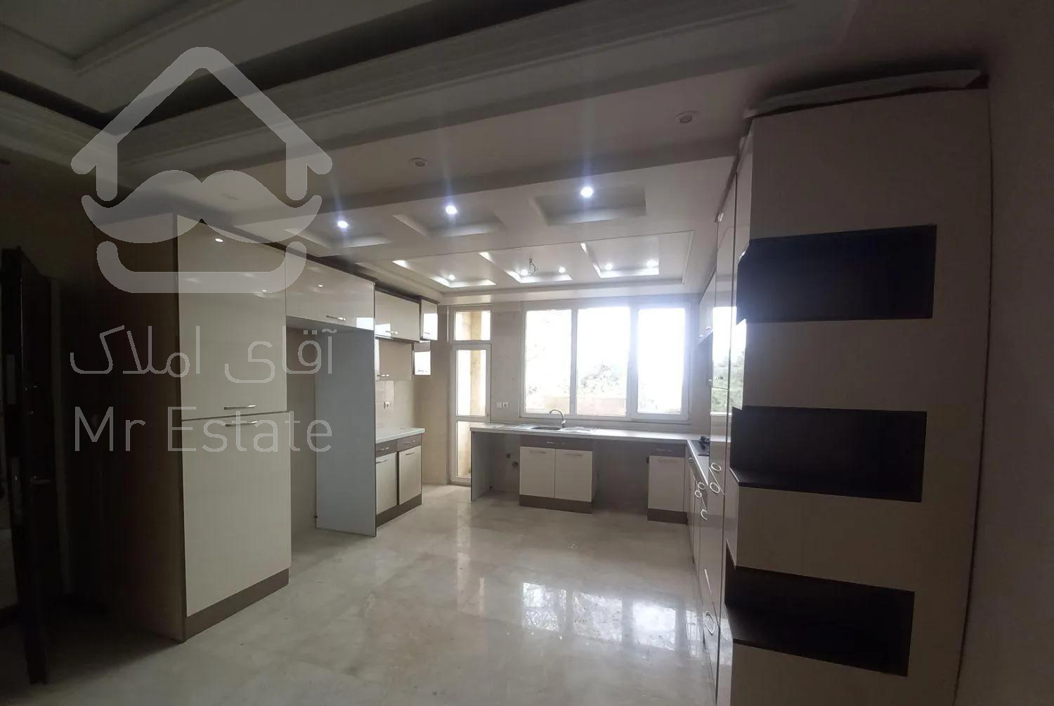 آپارتمان ۱۰۰ متری لطفعلی خانی