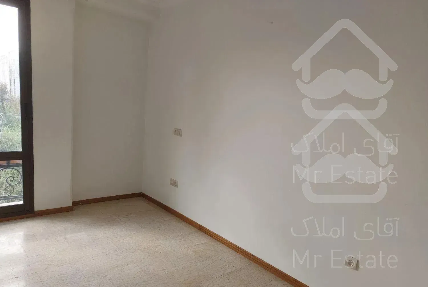 آپارتمان ۱۵۰ متر  لوکیشن دروس