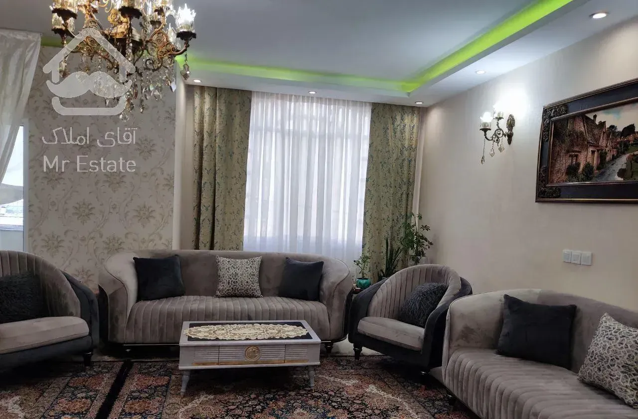 85 متری درختی آپارتمان مسکونی تجاری