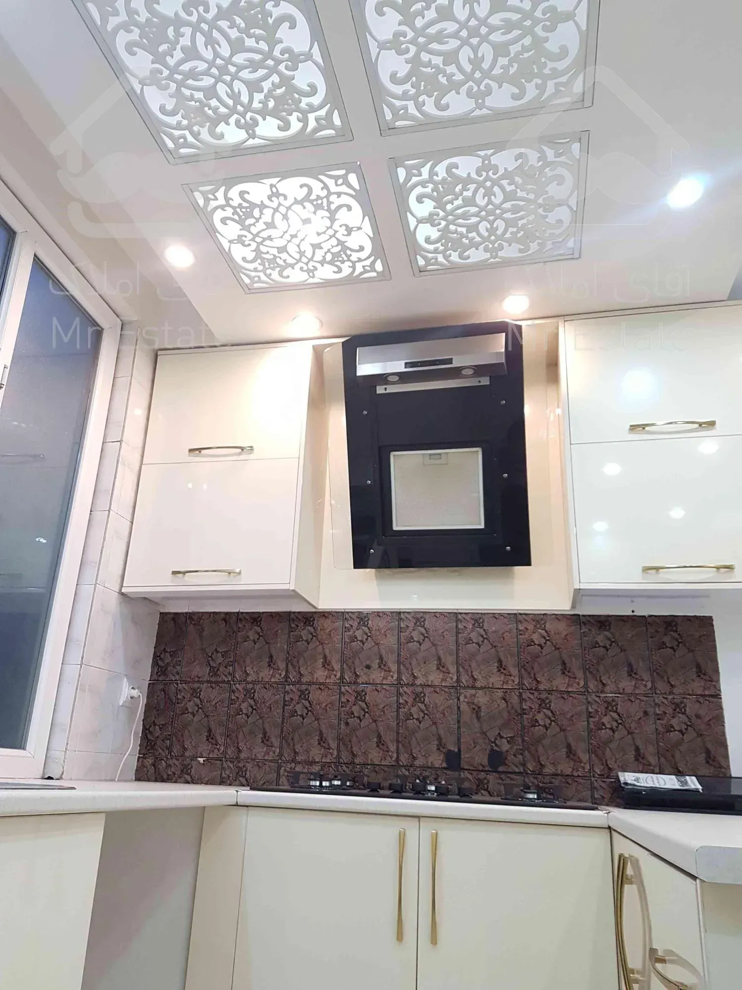 فروش آپارتمان دوخوابه شمال آیت الله کاشانی