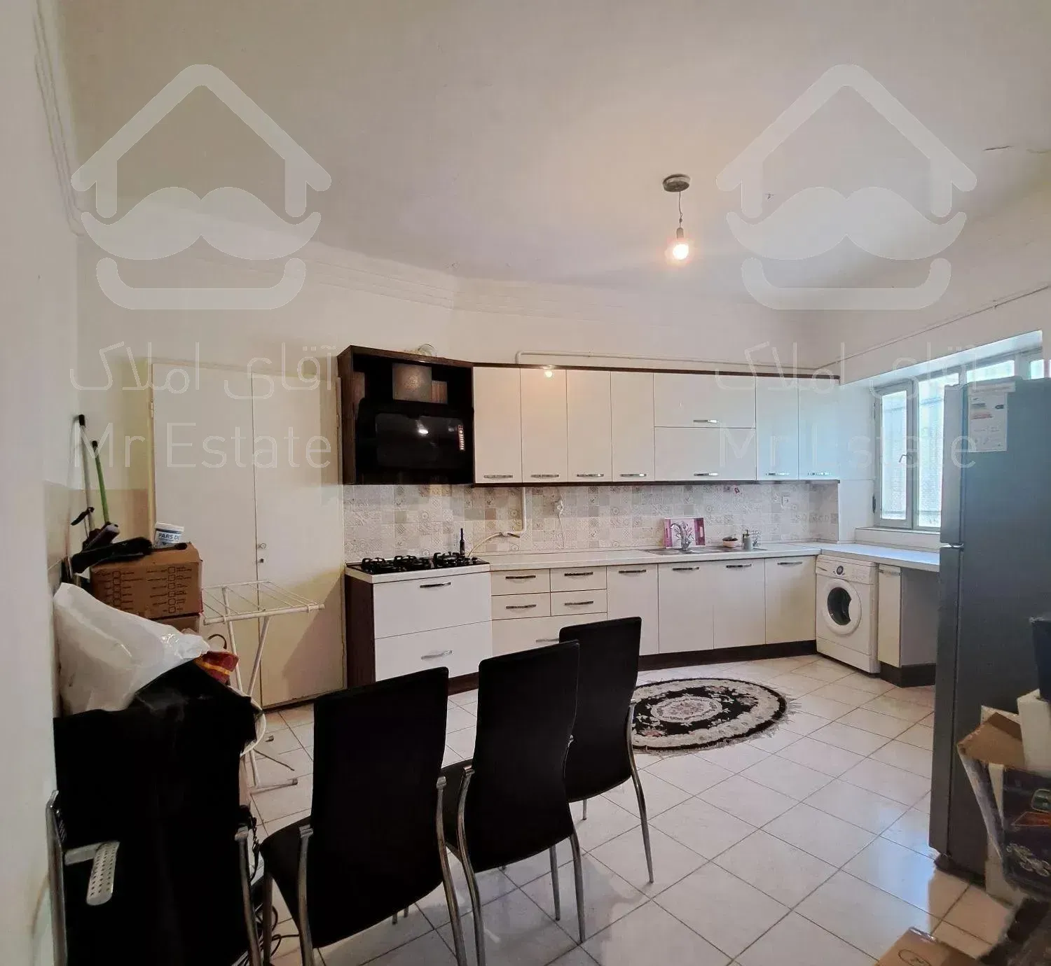 اپارتمان ویلایی۱۳۰متر دربستی