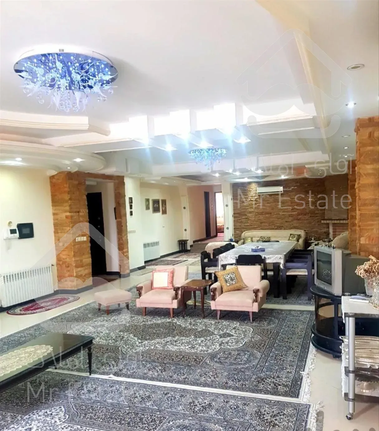 آپارتمان 220 متری بعثت