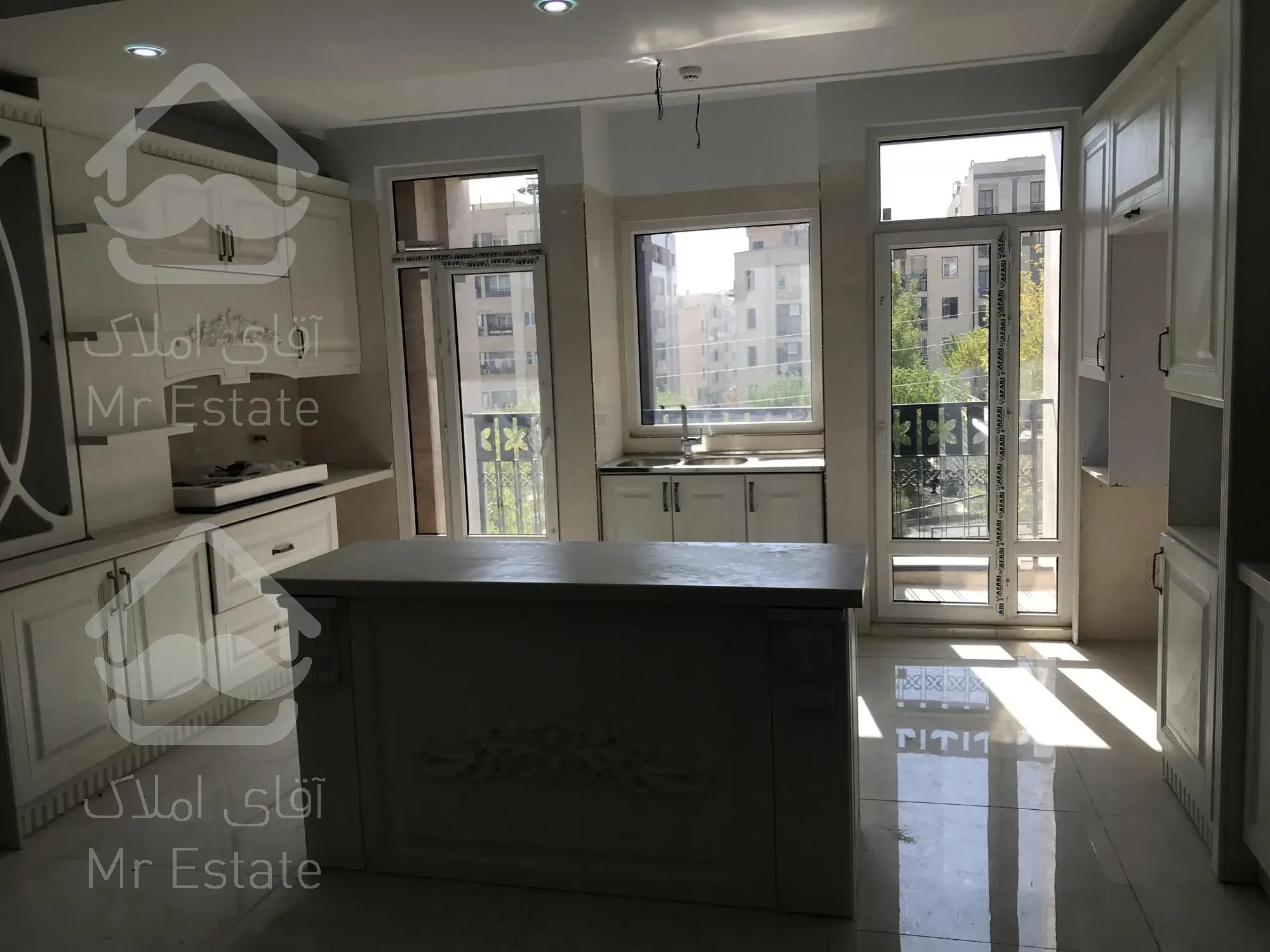 ۱۱۵ متر تکواحدی مرزداران