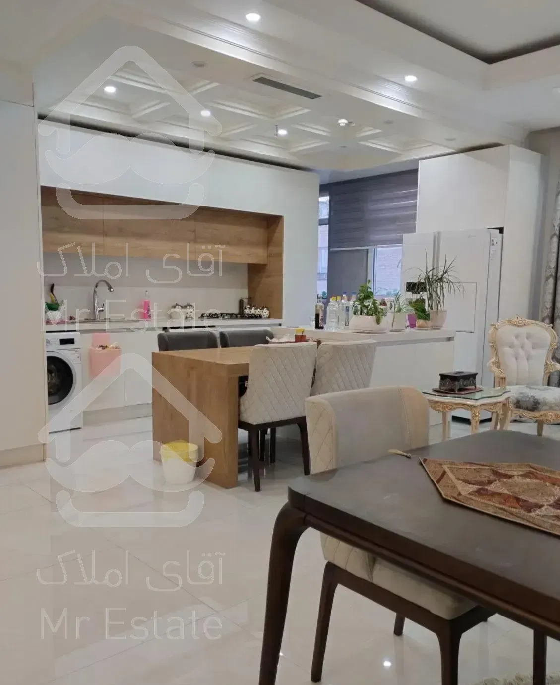 یک طلای 24 عیار سعادت آباد ( 123 متری ) فول نوسازی