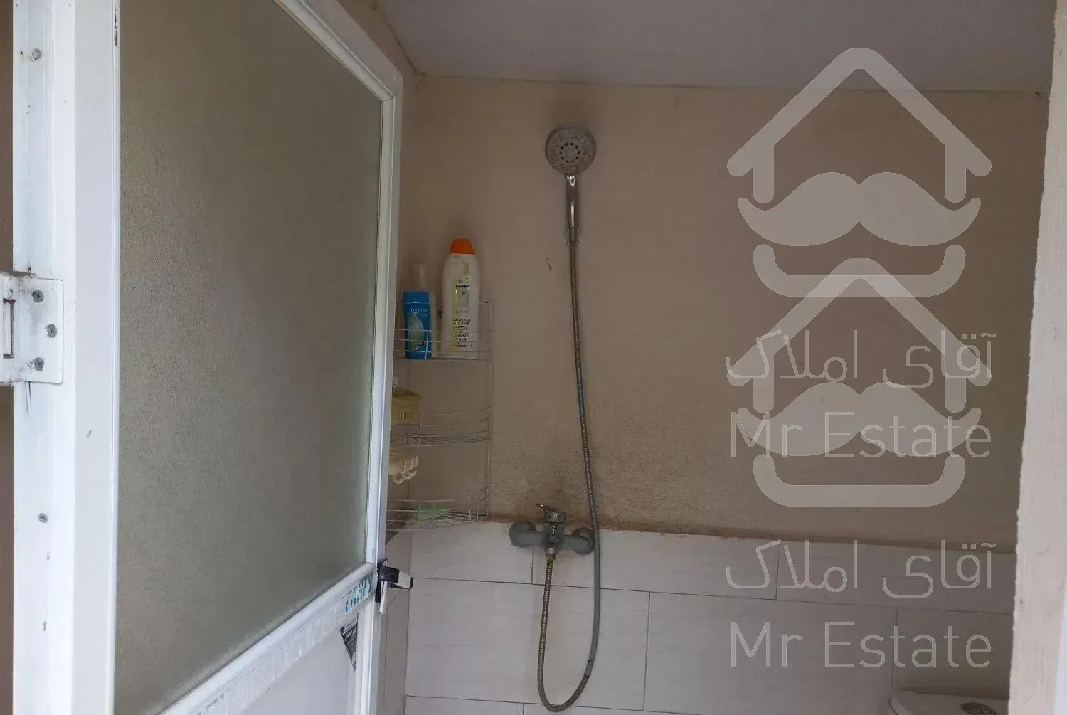 باغ ویلای دنج وسرسبز