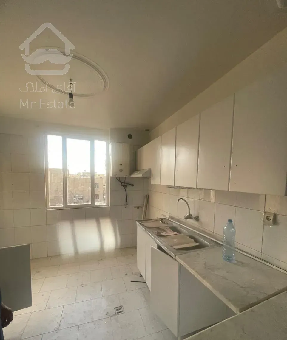 خ وحیدیه ۵۲متر طبقه چهارو بدون اسانسور خوش نقشه