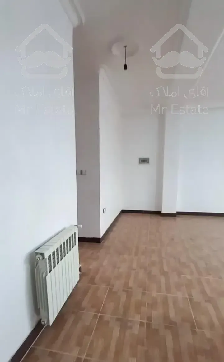 اپارتمان//۸۳متری//طبقه دوم