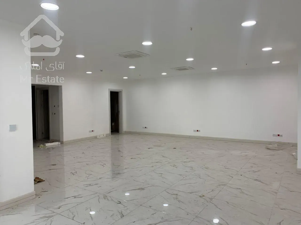 اجاره و رهن دفتر کار سند اداری پاسداران 160  متر اکازيون