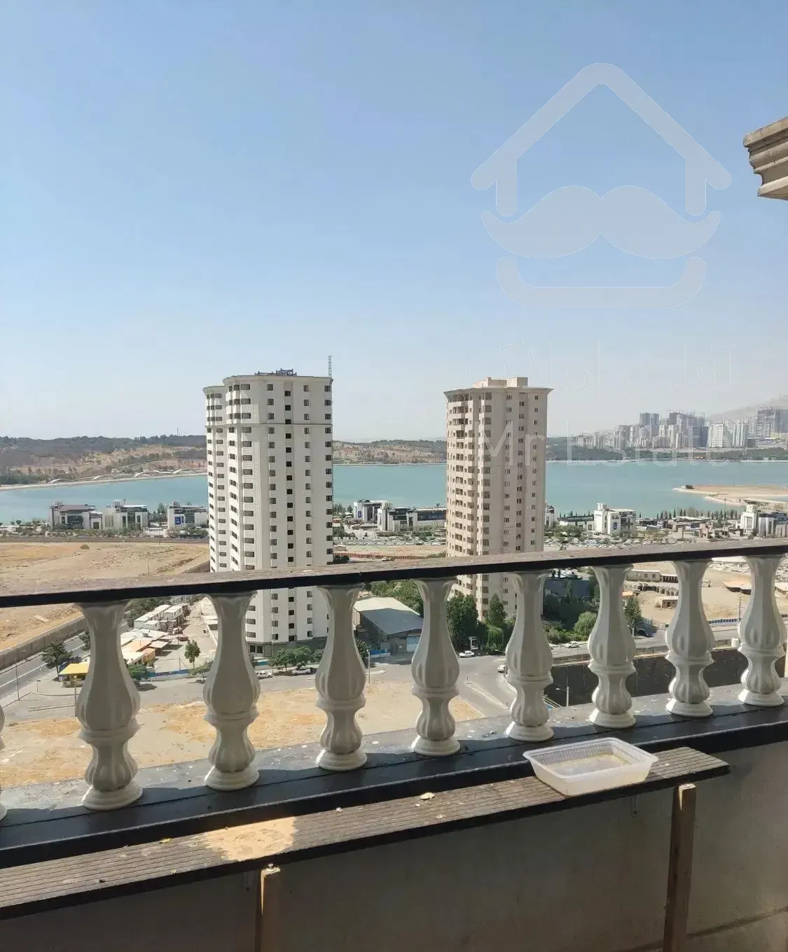 فروش واحد 105 متری دو خواب برج برند
