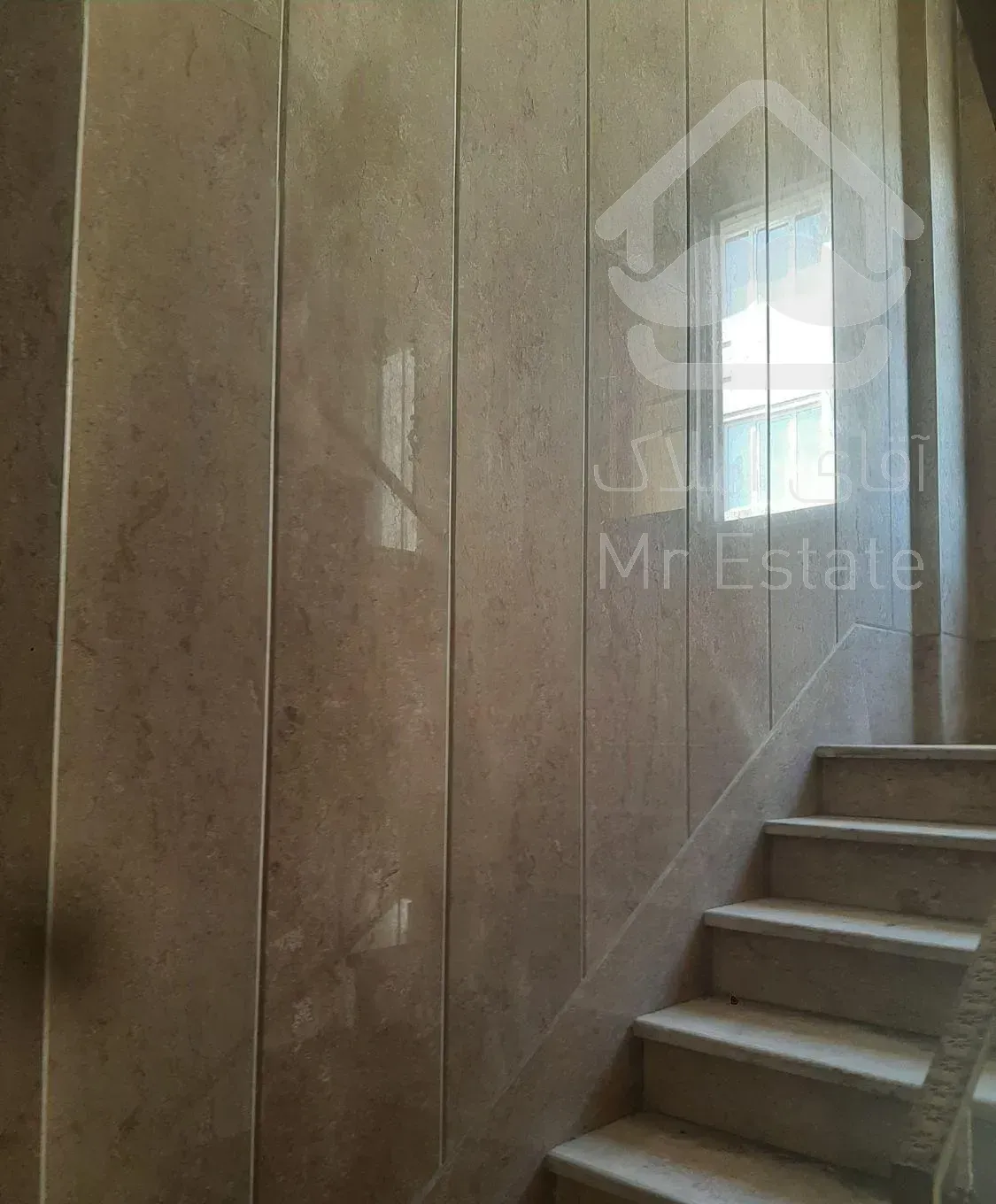 فروش۴طبقه آپارتمان۸۱متری یکجا بسیار شیک