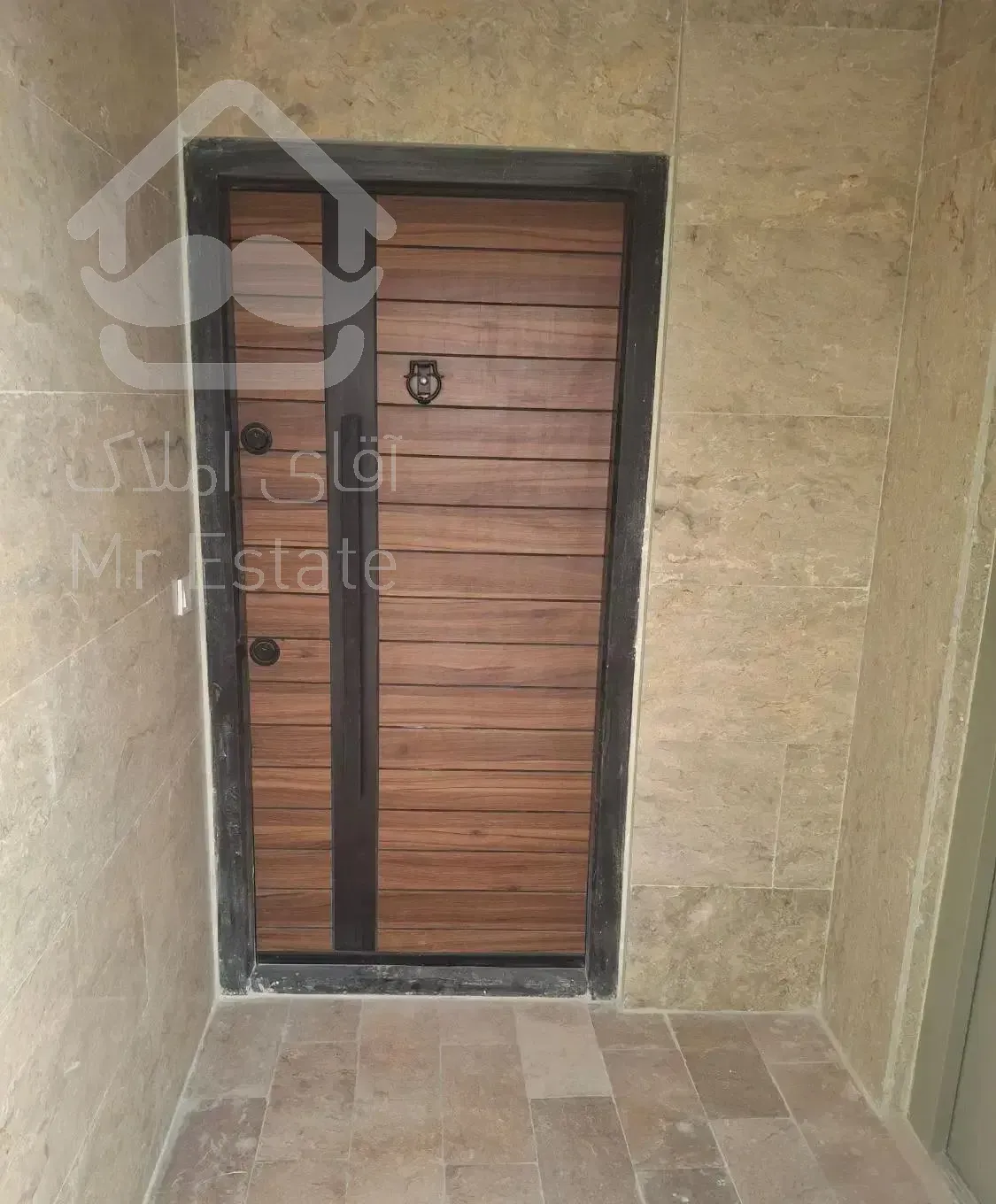 آپارتمان ۱۴۰ متر ۳ خواب کلیدنخورده تکواحدی