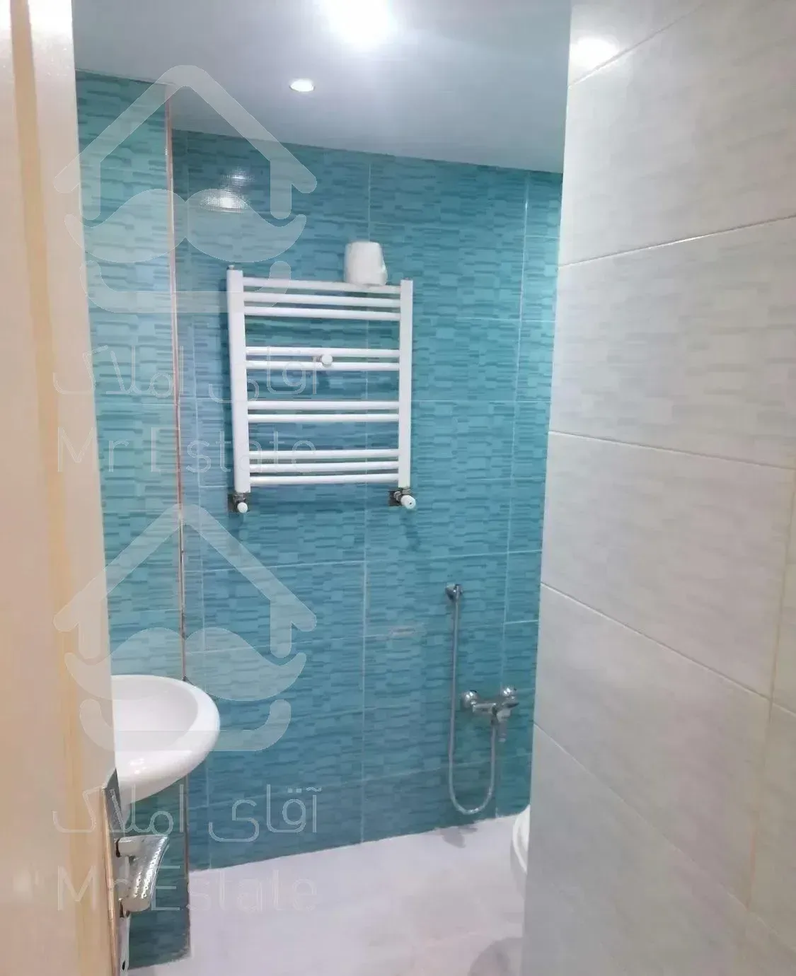 آپارتمان ۱۰۳ متری میلاد ۴ بلوار ارم