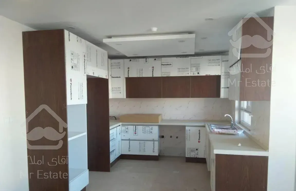 100متر. نوساز.فول . تاپ لوکیشن