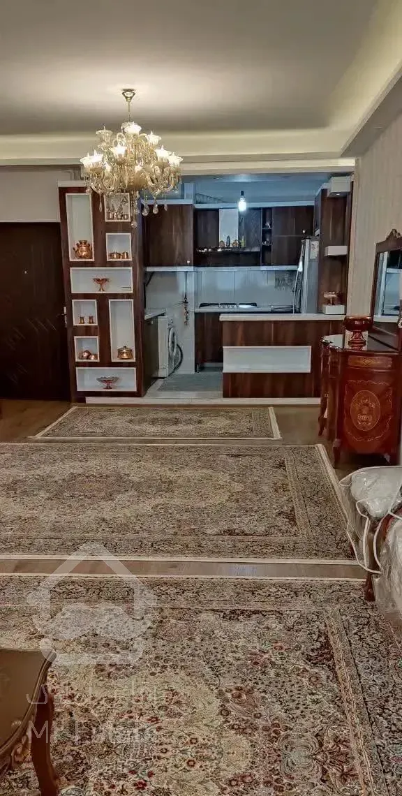 اپارتمان پونک مجتمع قصر فردوس ۳خواب105متر