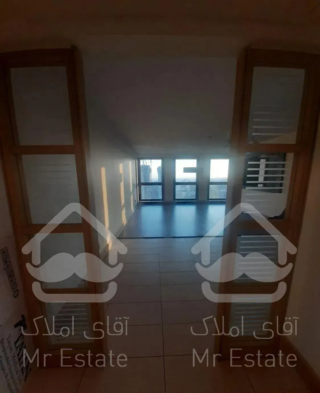 ۱۶۵ متر / برج بین الملل تهران / ۲ خواب