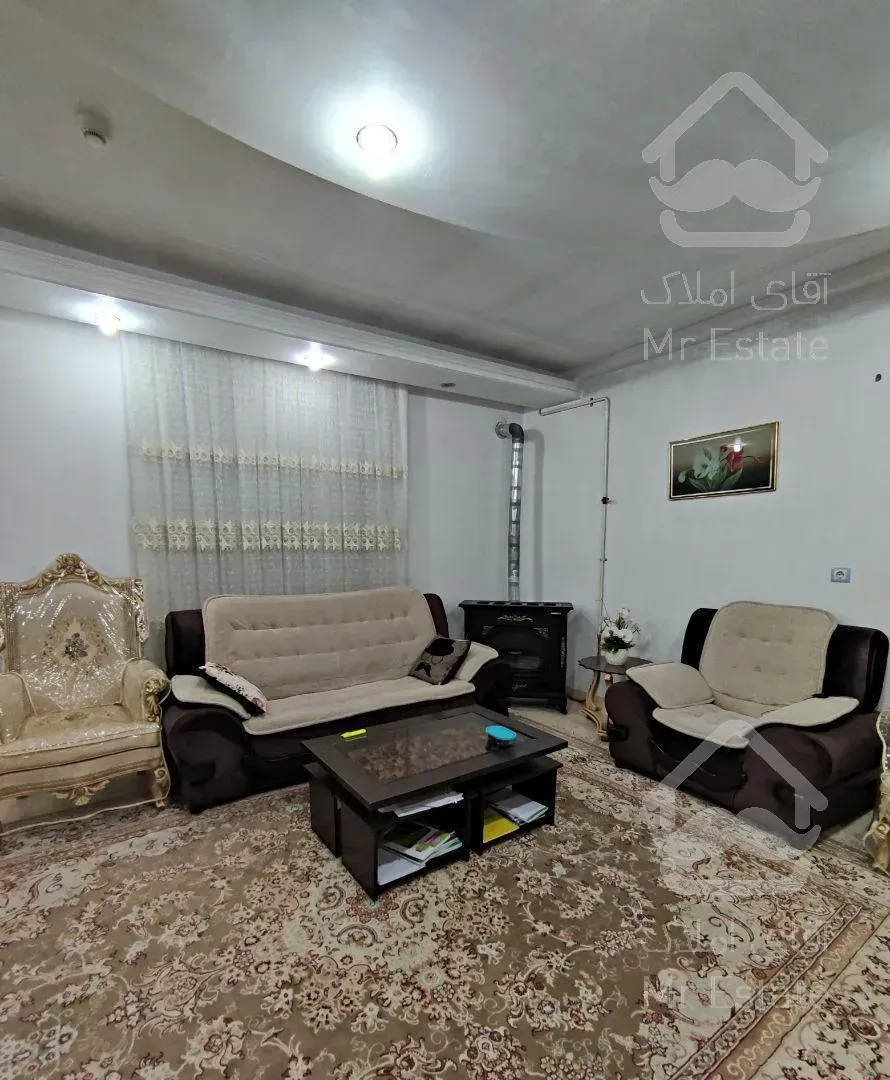 آپارتمان ۱۴۲ متری ۳ خوابه واقع در کوی نفت