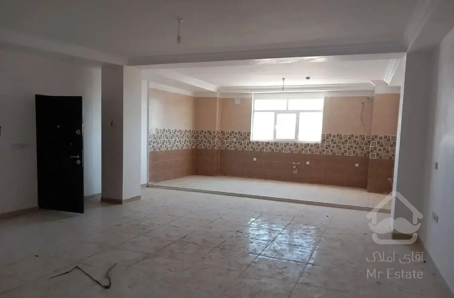 آپارتمان  فروش نقدی معاوضه  با ویلایی