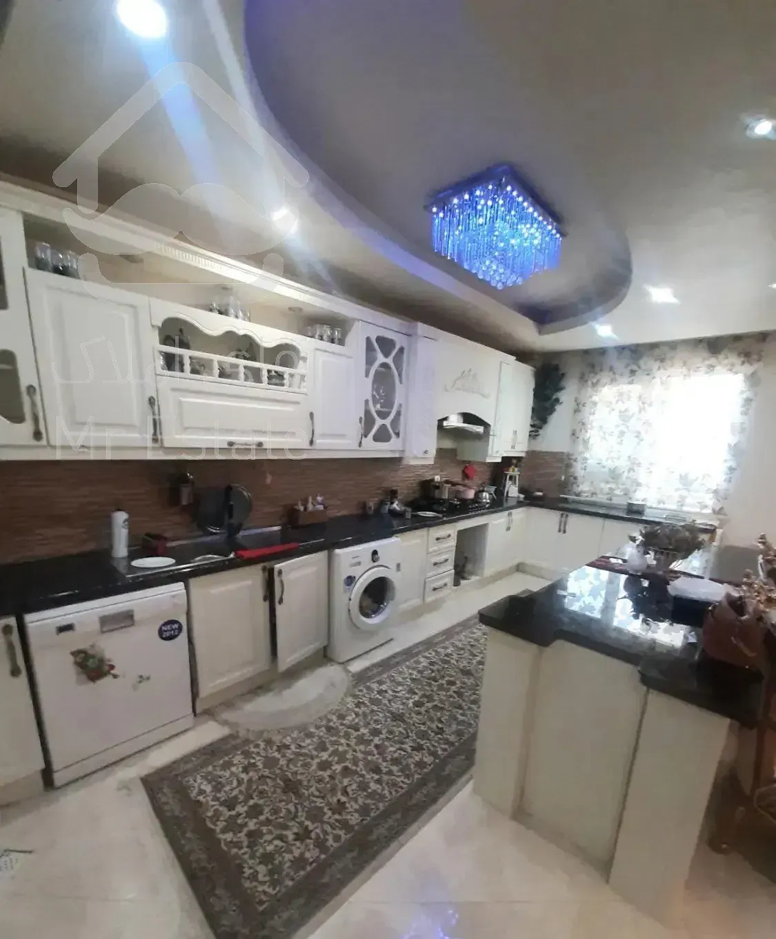 ۱۲۵ متری ۳ خوابه فول امکانات خیابان سوم بدون مالک