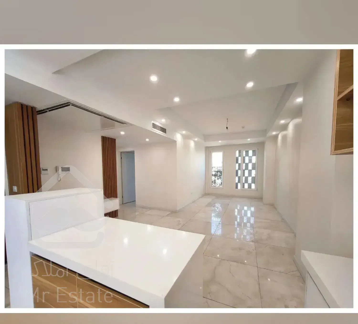 آپارتمان ۸۳ متر * نوساز *    «سروستانها ' غرق نور»