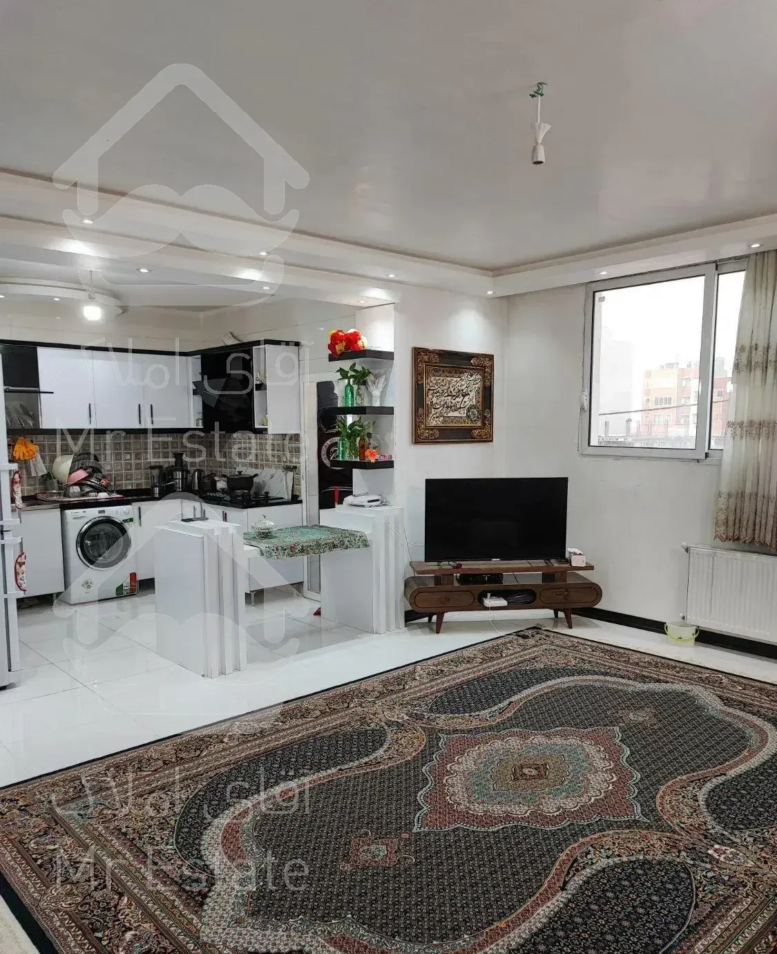 آپارتمان طبقه اول ۸۱متری(فاز۱)شهرک سیمرغ