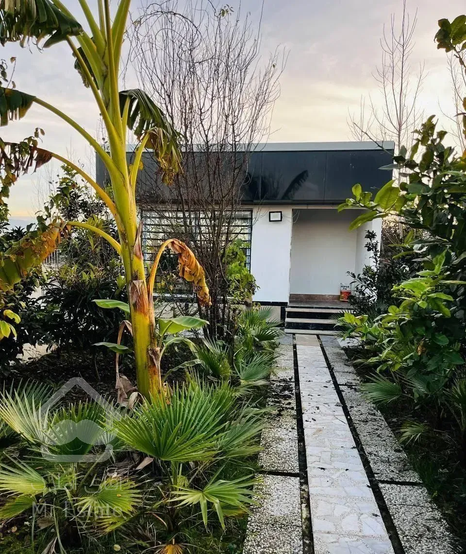 باغچه ویلا ۲۰۰متری آپادانا شهرکی.کد۶۹. قیمت کل هست