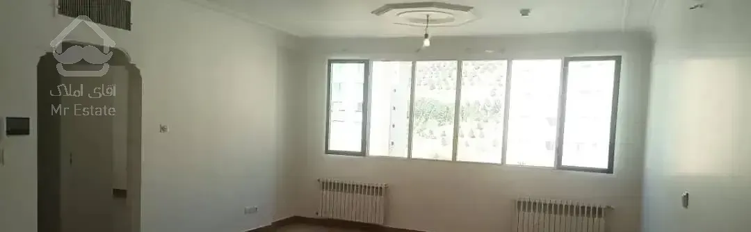 فروش آپارتمان ۹۷ متری دو خواب محلاتی