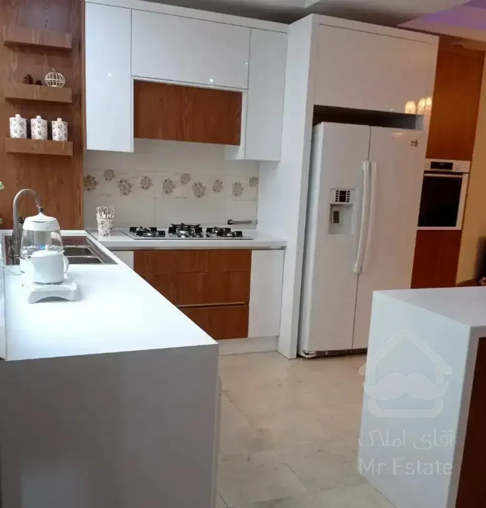 آپارتمان ۱۰۴ متری لوکس فروش فوری دبستان حاجی پور