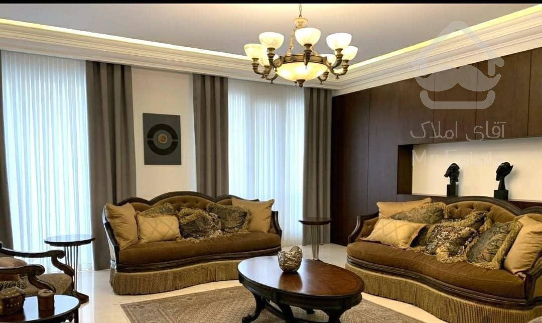 ۵۵ متر شهرزیبا سالن پرده خور ۸ساله