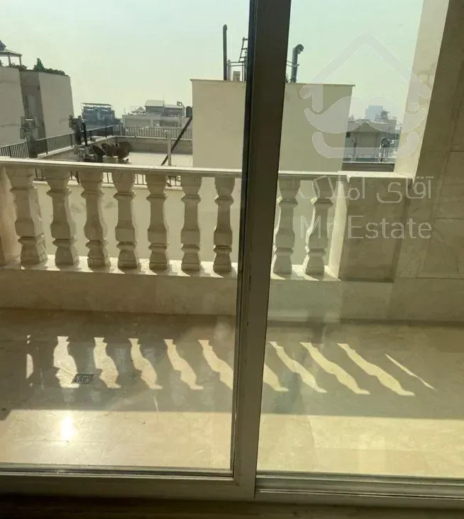 ۱۳۰ متر ۲جهت نور (۲جهت نور) پلان بینظیر