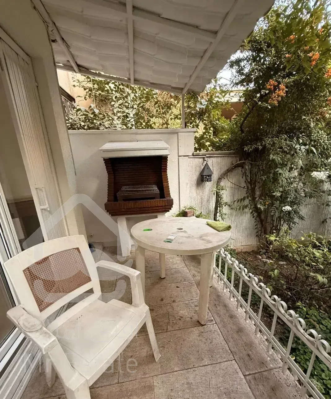 ۱۲۰متر دوبلکس ۲خواب حیاط دراختیار