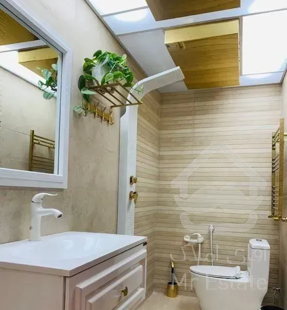 فروش یا معاوضه ۱۳۰۰ متر باغ ویلا ساحلی در ۵ طبقه