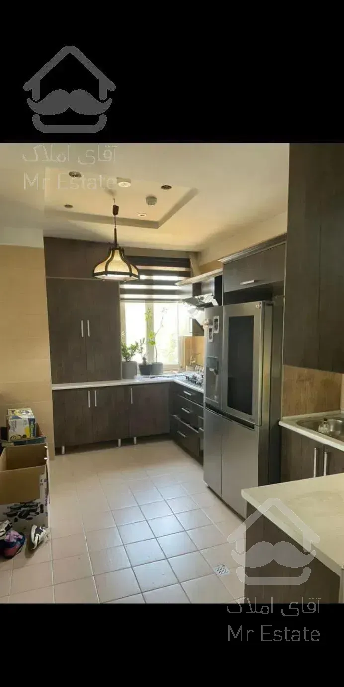 آپارتمان۱۱۱متری۲خواب ویو کل تهران