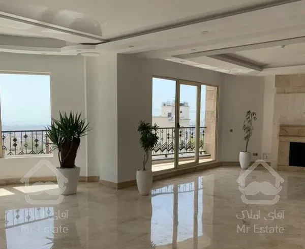 آپارتمان ۲۲۰ متری کامرانیه شمالی/دنج و مشجر