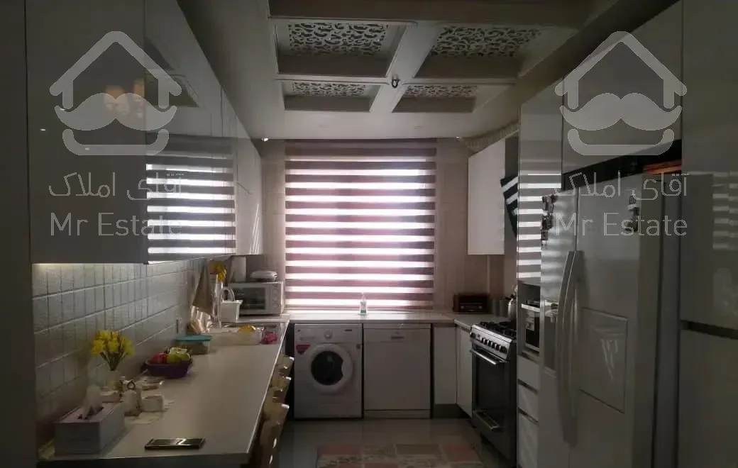 ۱۰۰متر تکواحدی فول امکانات ۳ نبش