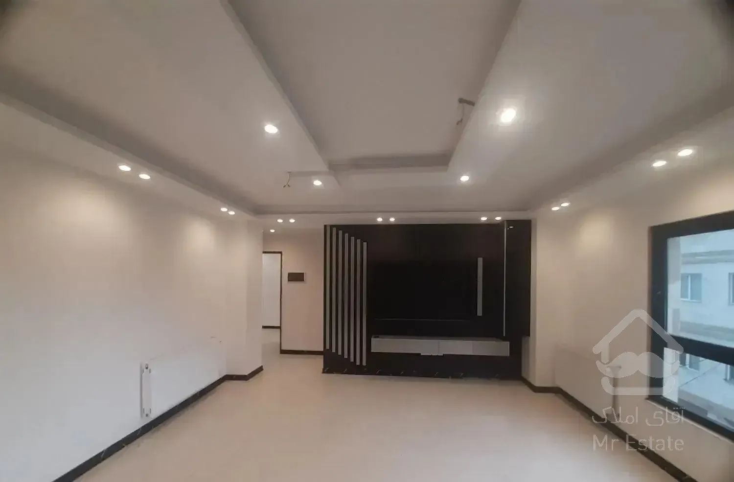 آپارتمان 141 متری سه خواب تک واحد