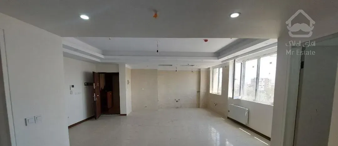 ۷۶ متر نوساز/پشت مترو ابن سینا خیابان افسری آذر