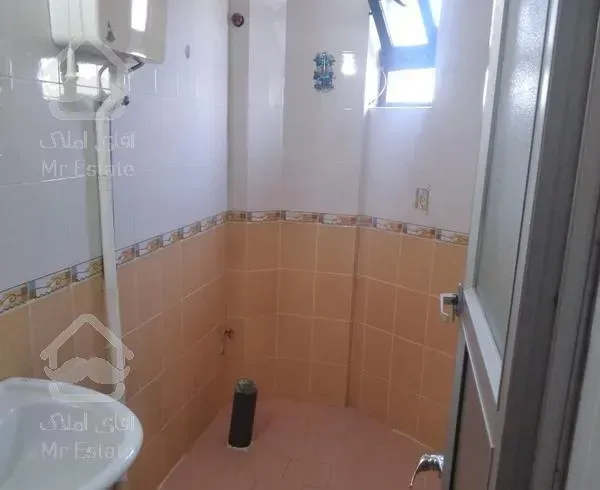 آپارتمان ۸۵ متری 1خوابه تمیز