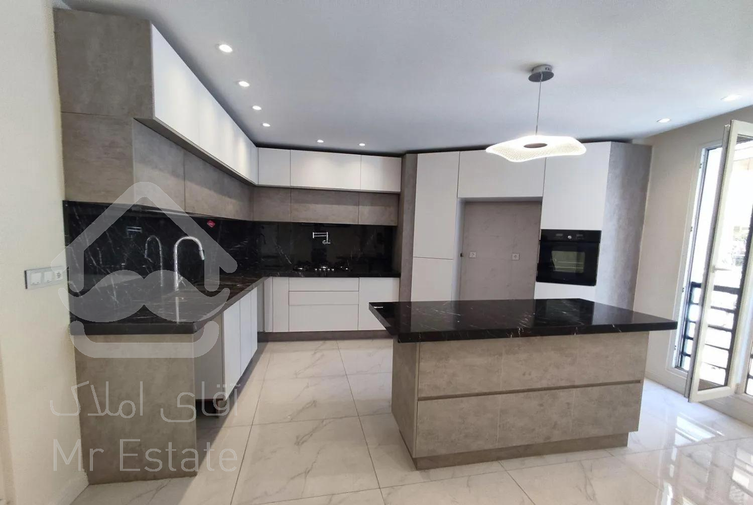 دزاشیب آپارتمان ۱۱۴ متری دوبلکس