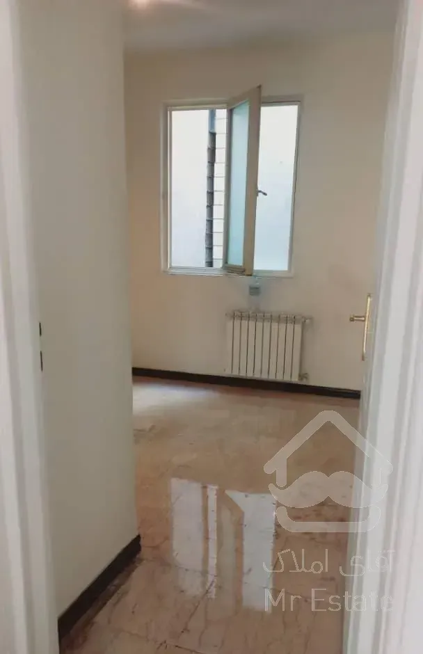 با ۷/۵ میلیارد  ۷۴ متری ۲ خوابه در اباذر