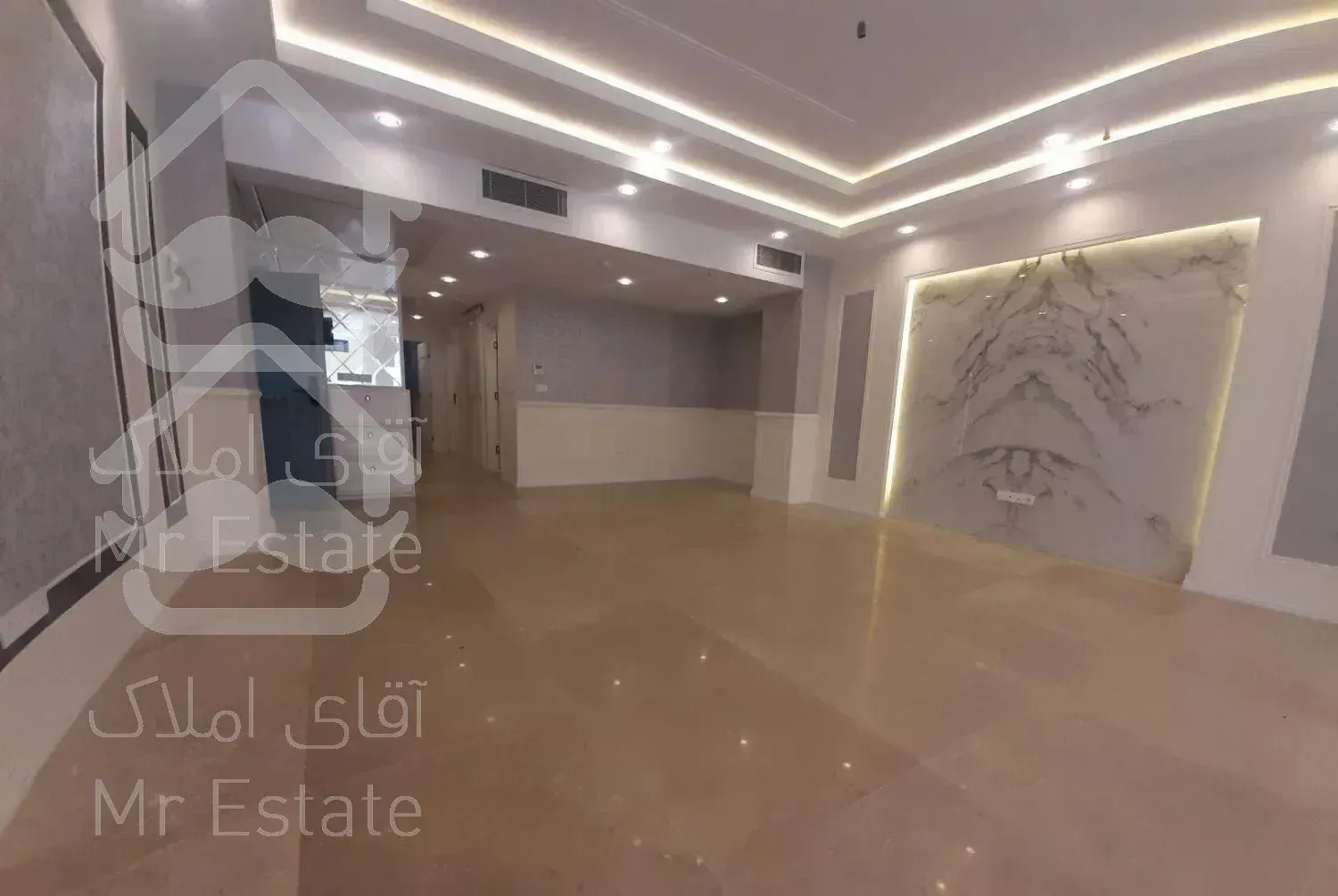 آپارتمان/ ونک /155متر/ 3 خواب /2 پارکینگ