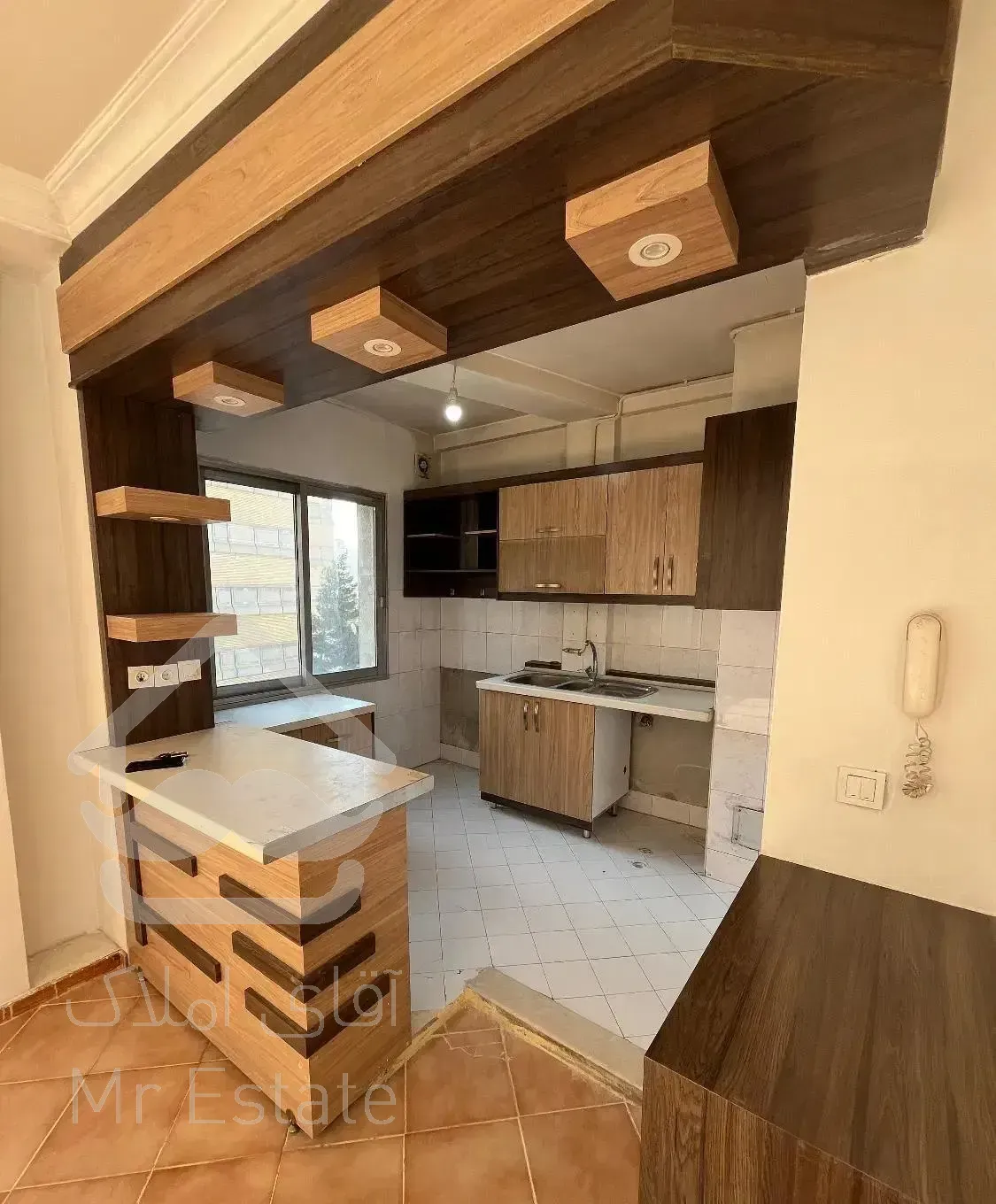 ۵۷ متری/بازسازی شیک/اول اندیشه/مجتمع لاله