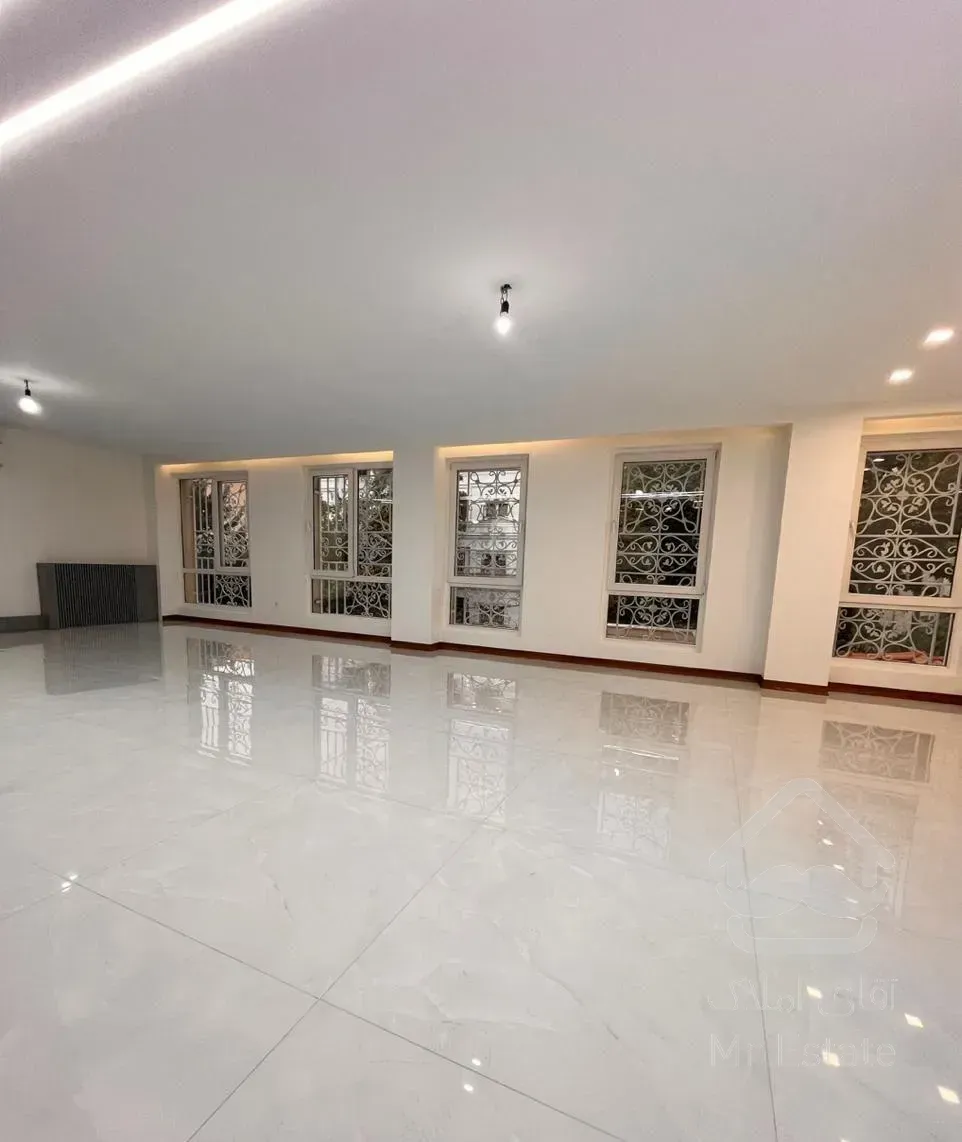 ۲۱۰ متری تاپ لوکیشن نیاوران/زیر قیمت سرمایه گذاری/