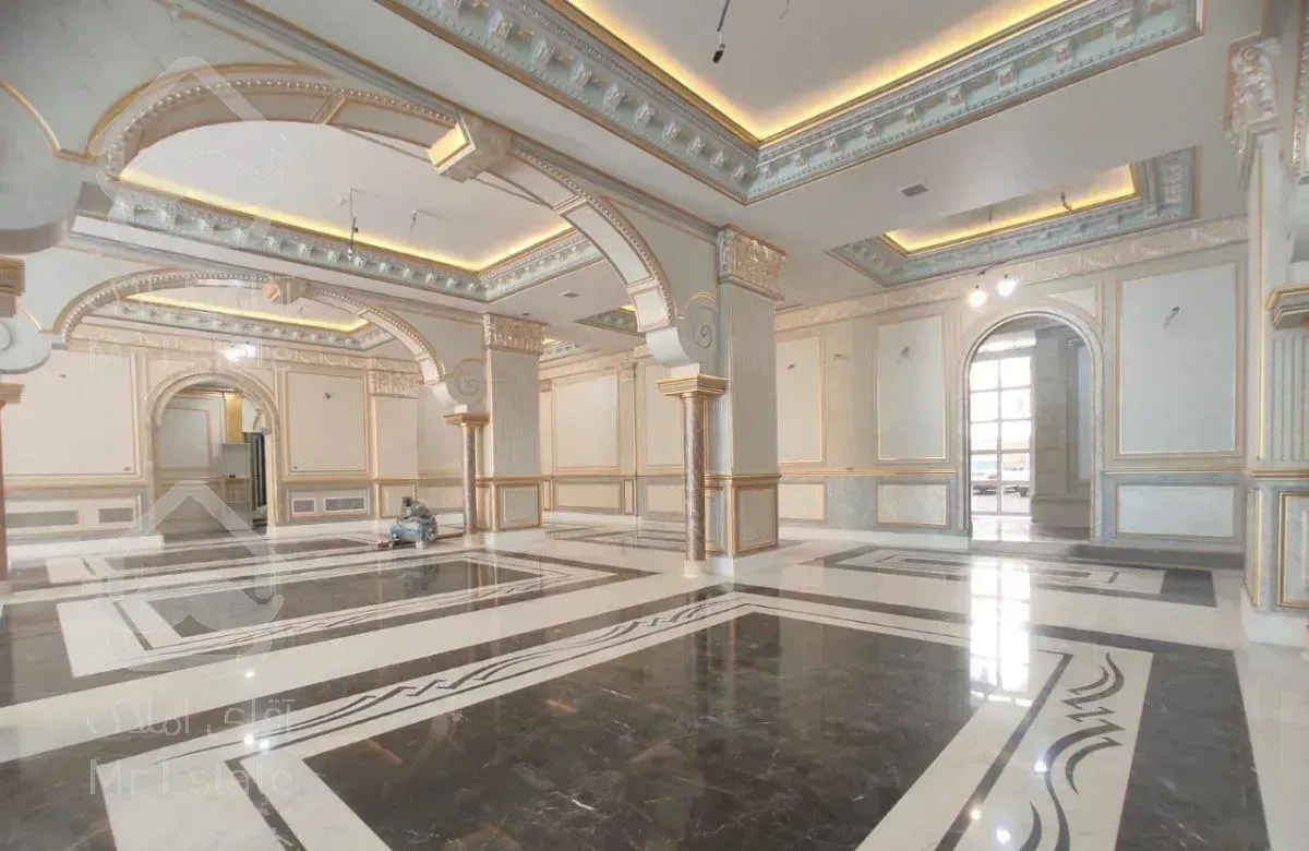 برج باغ مجلل سفید ۱۱۷ متر