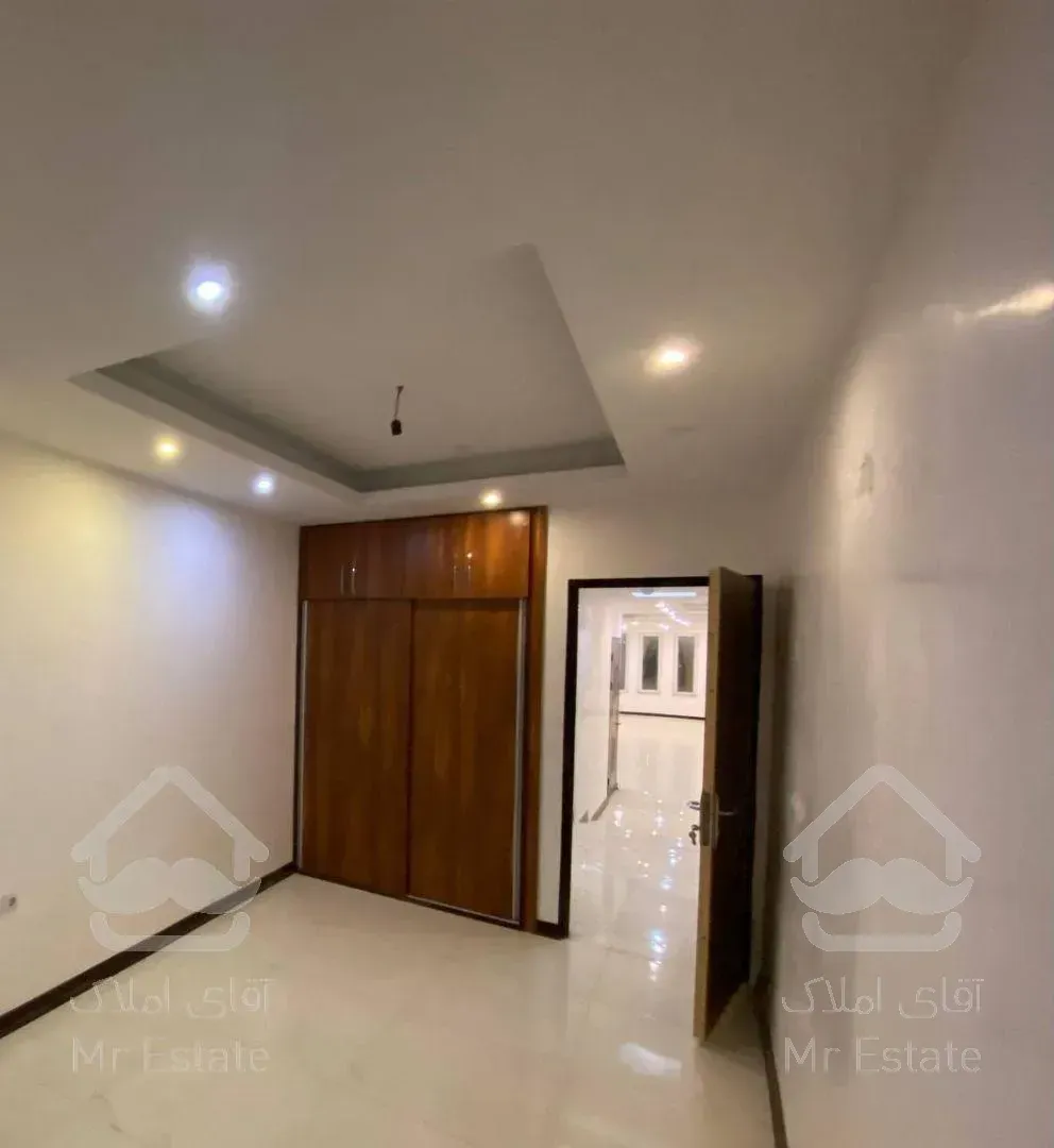 آپارتمان ۲۴۰متری نهضت‌