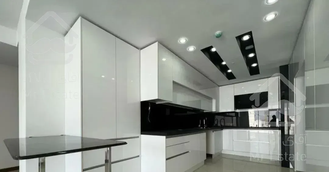 ۱۴۳متر دو پارکینگ اختصاصی