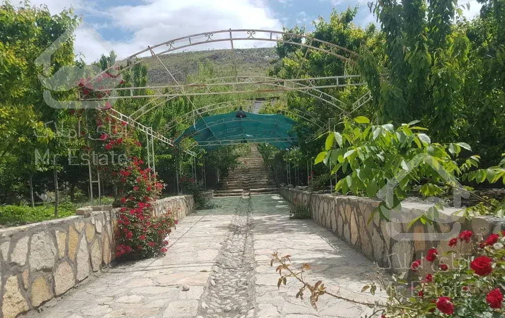 استخره آب گرم خانوادگی فضای بکر وآرام