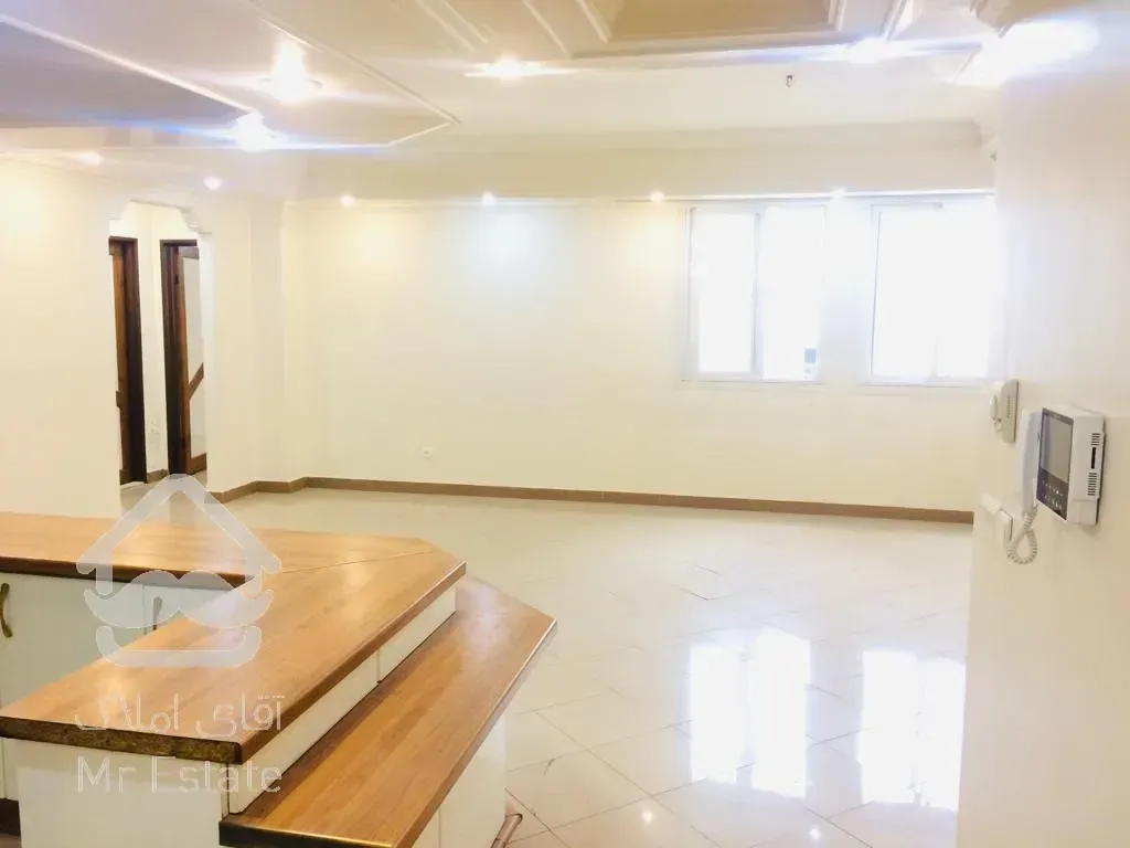 فروش فوری/ اپارتمان/ در تاپ لوکیشن /