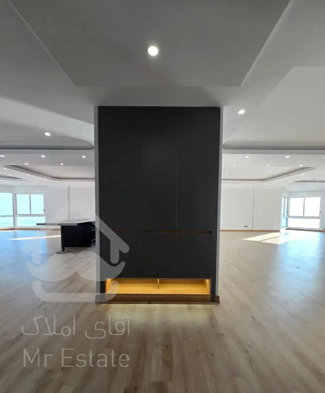 فرشته ۳۵۰ متر ۴ خواب ویو پاناروما  فول بازسازی