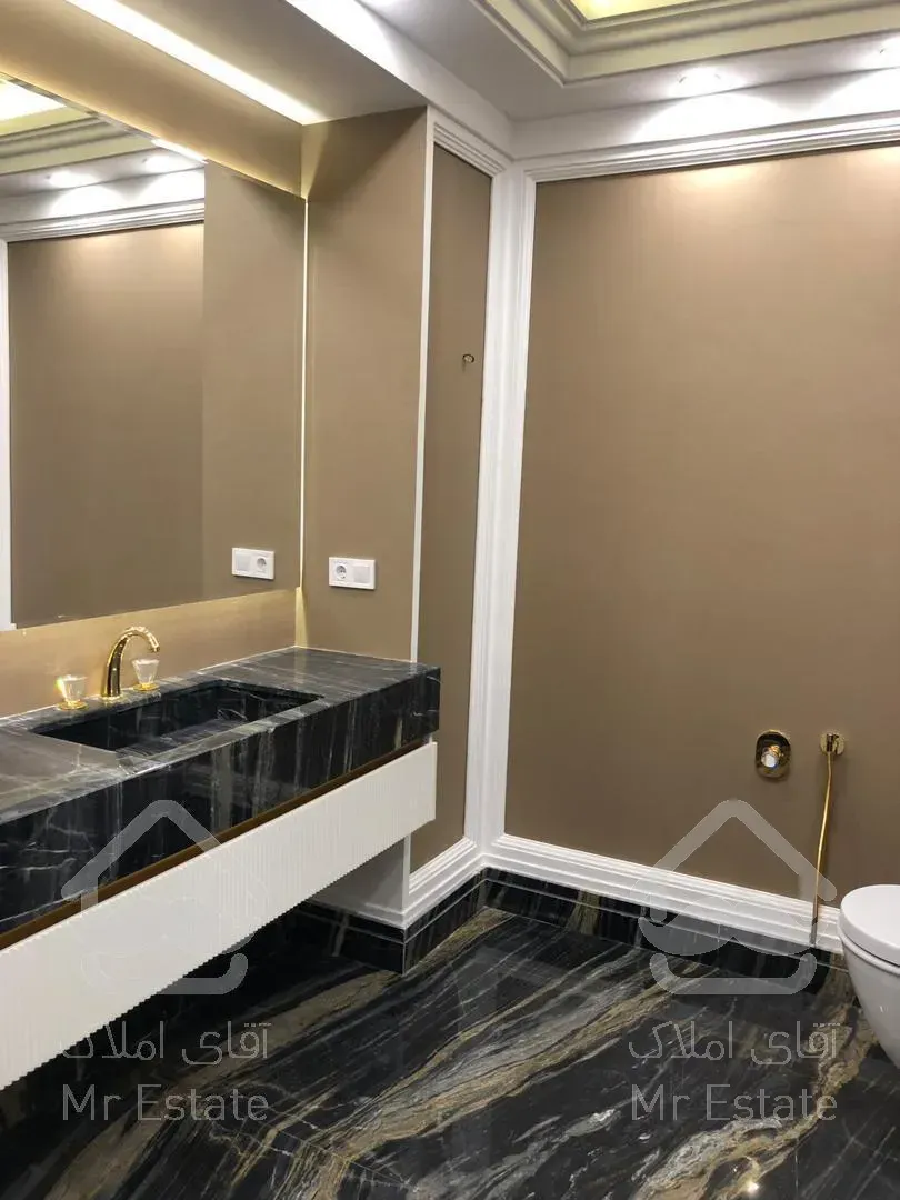 ۳۵۰ متر برج باغ فرشته